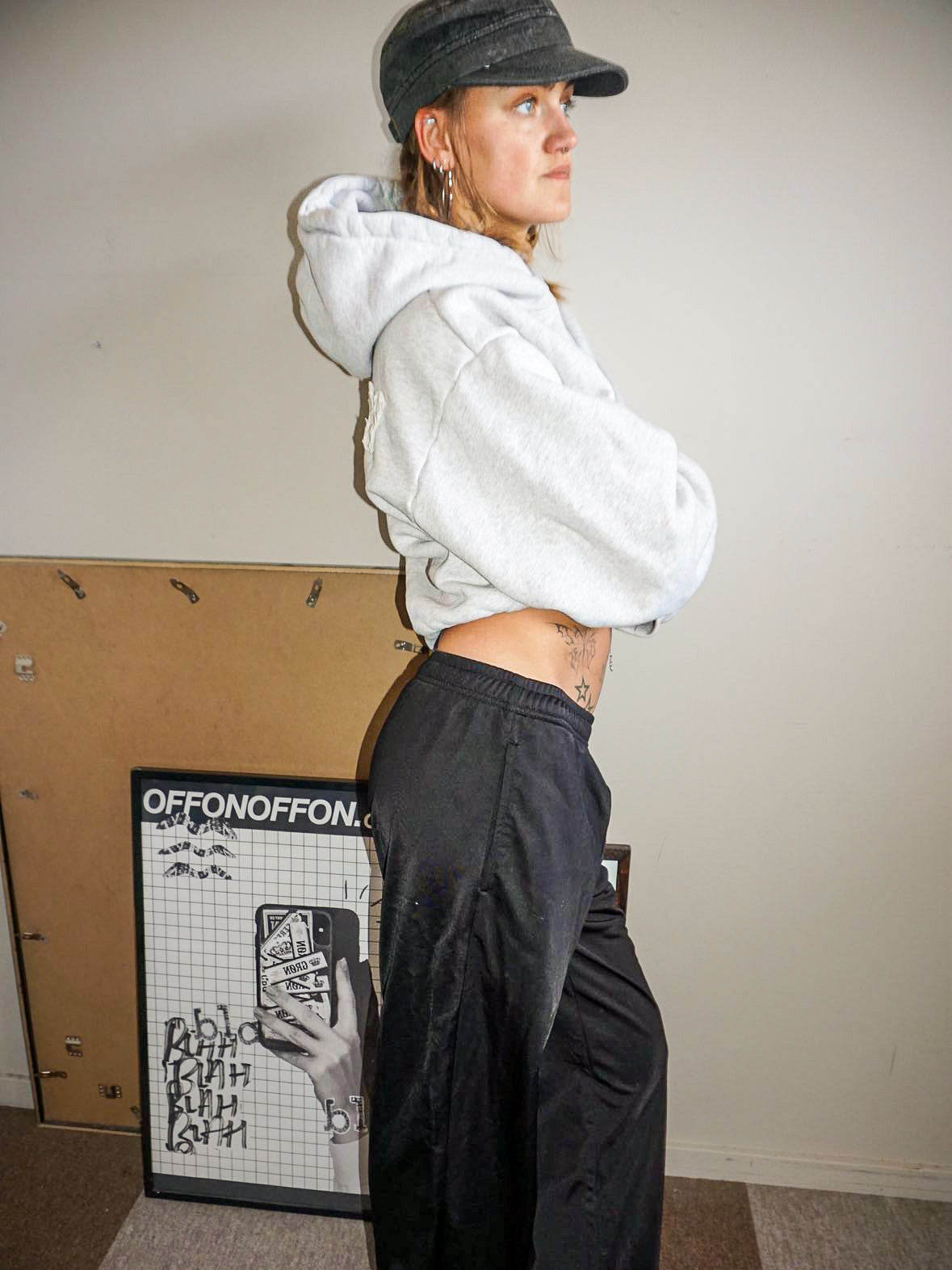 Astrid er 165 cm høj og bruger størrelse M. | sort