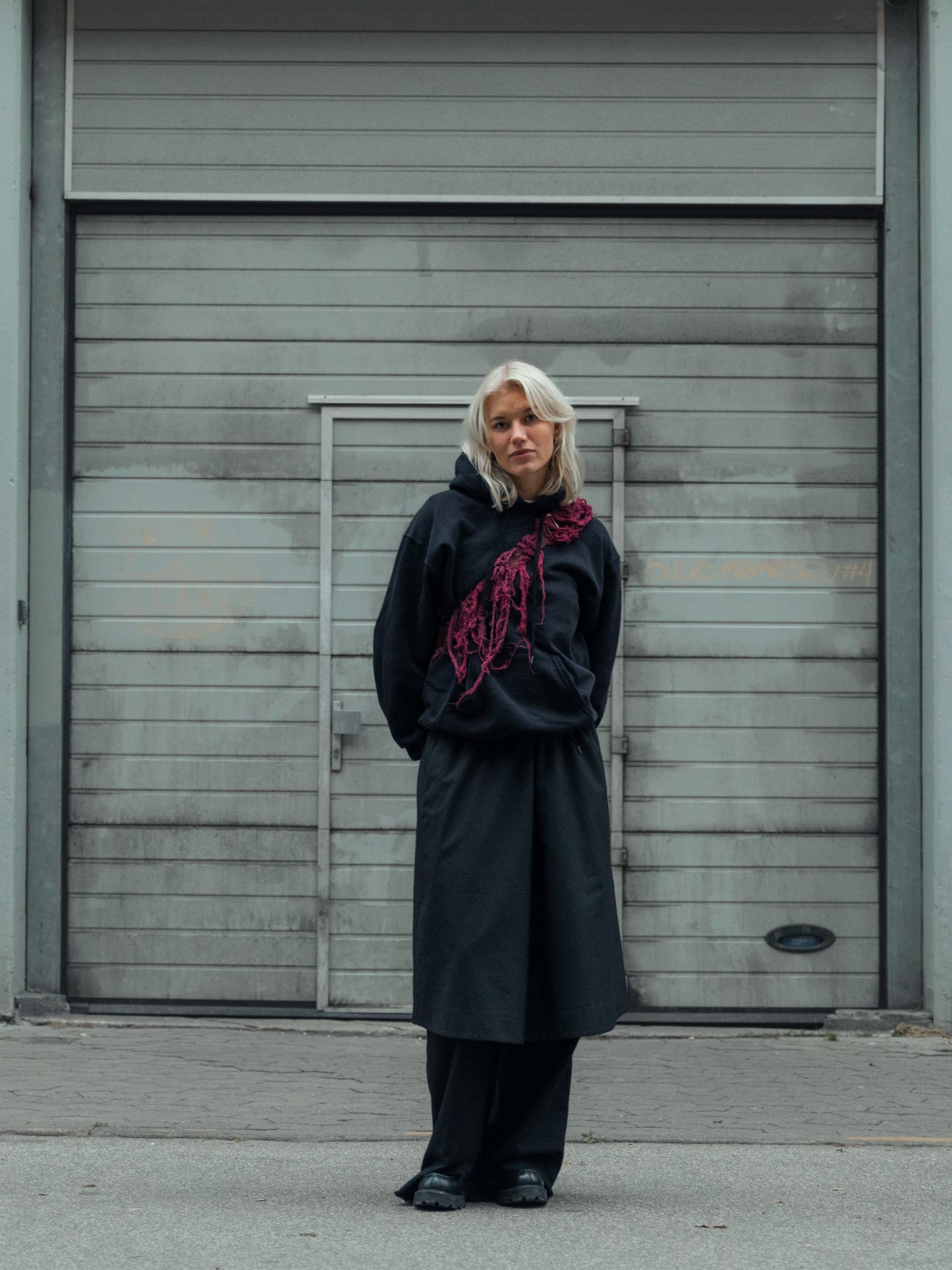 Sofie er 170 cm høj og bruger størrelse S. | sort