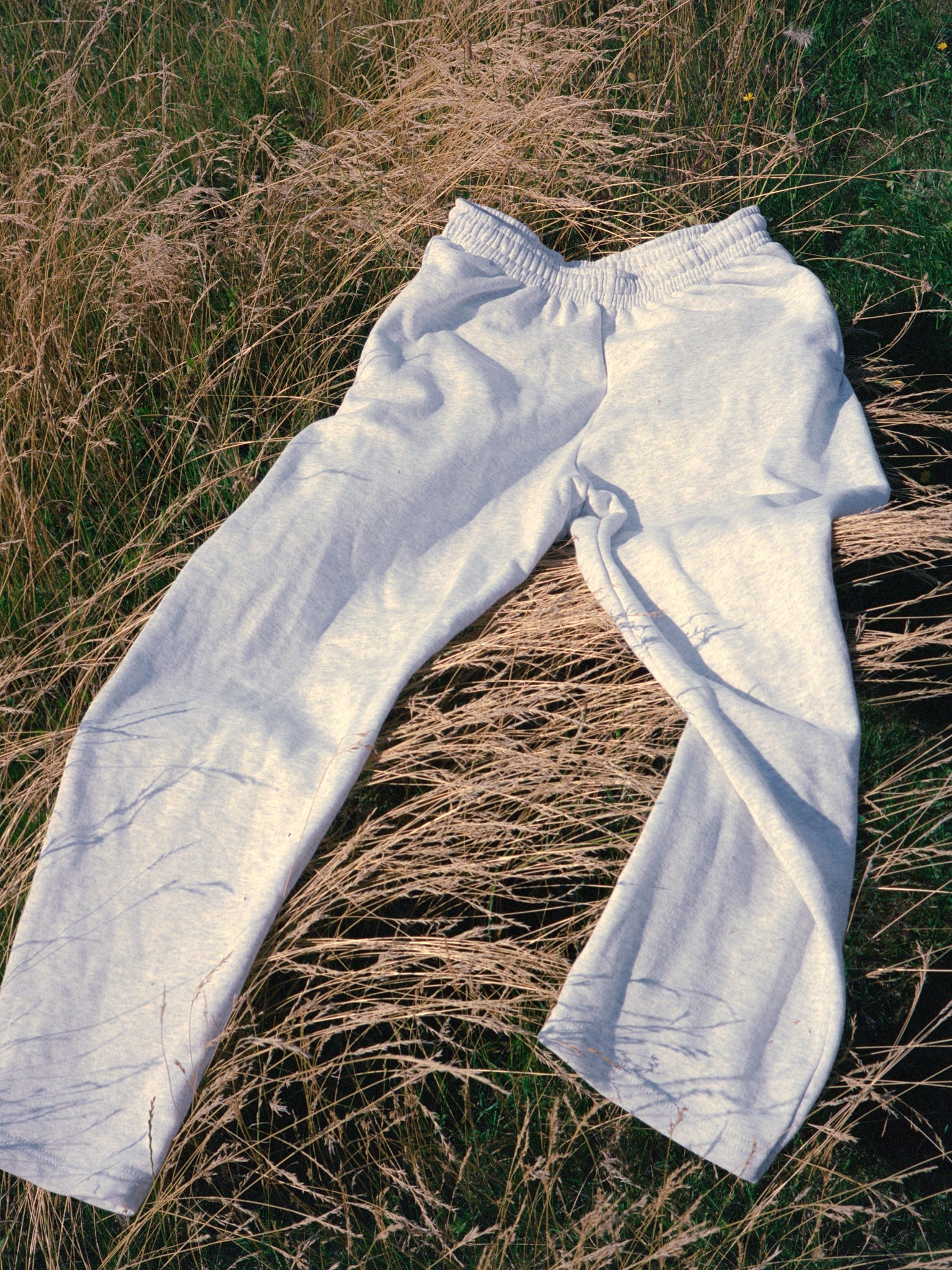 Grå sweatpants uden elastik 🤍 | uden grå