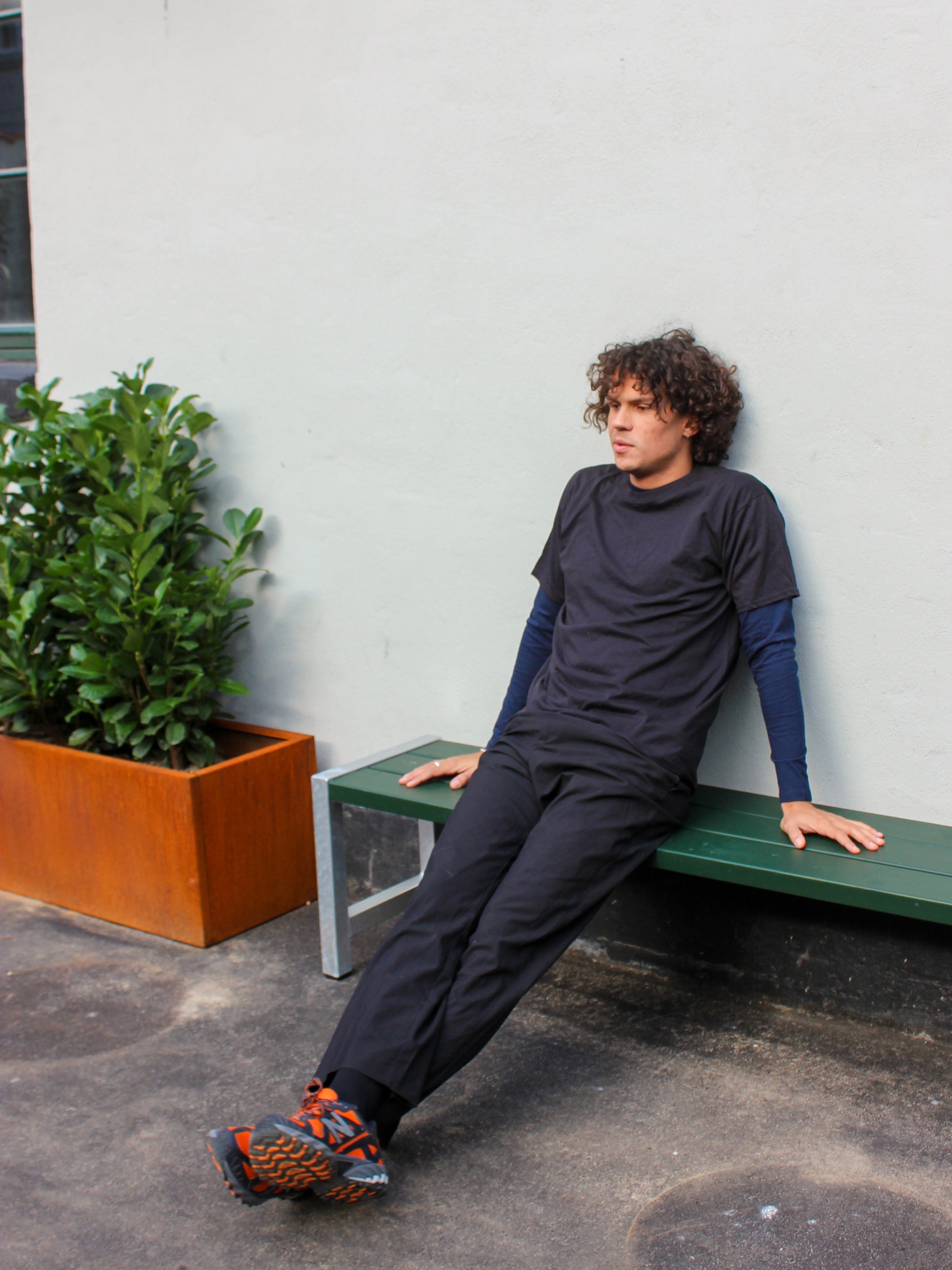 Milton er 189 cm høj og bruger størrelse XL. | sort