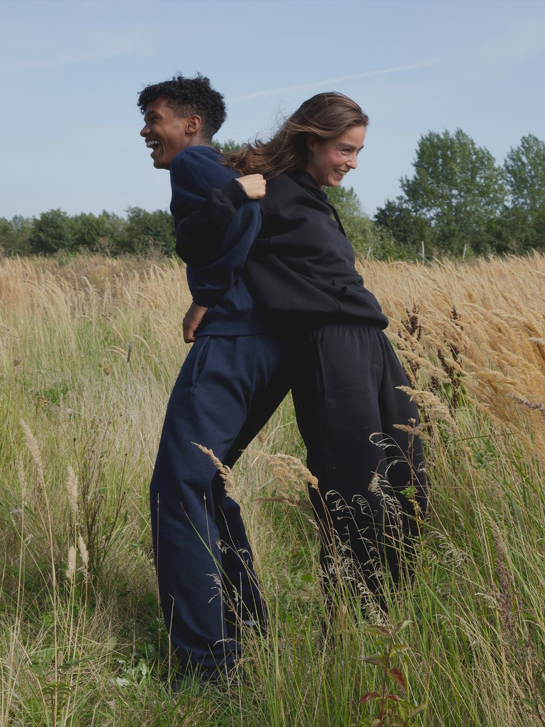 Johanne er 165 cm høj og bruger størrelse M.