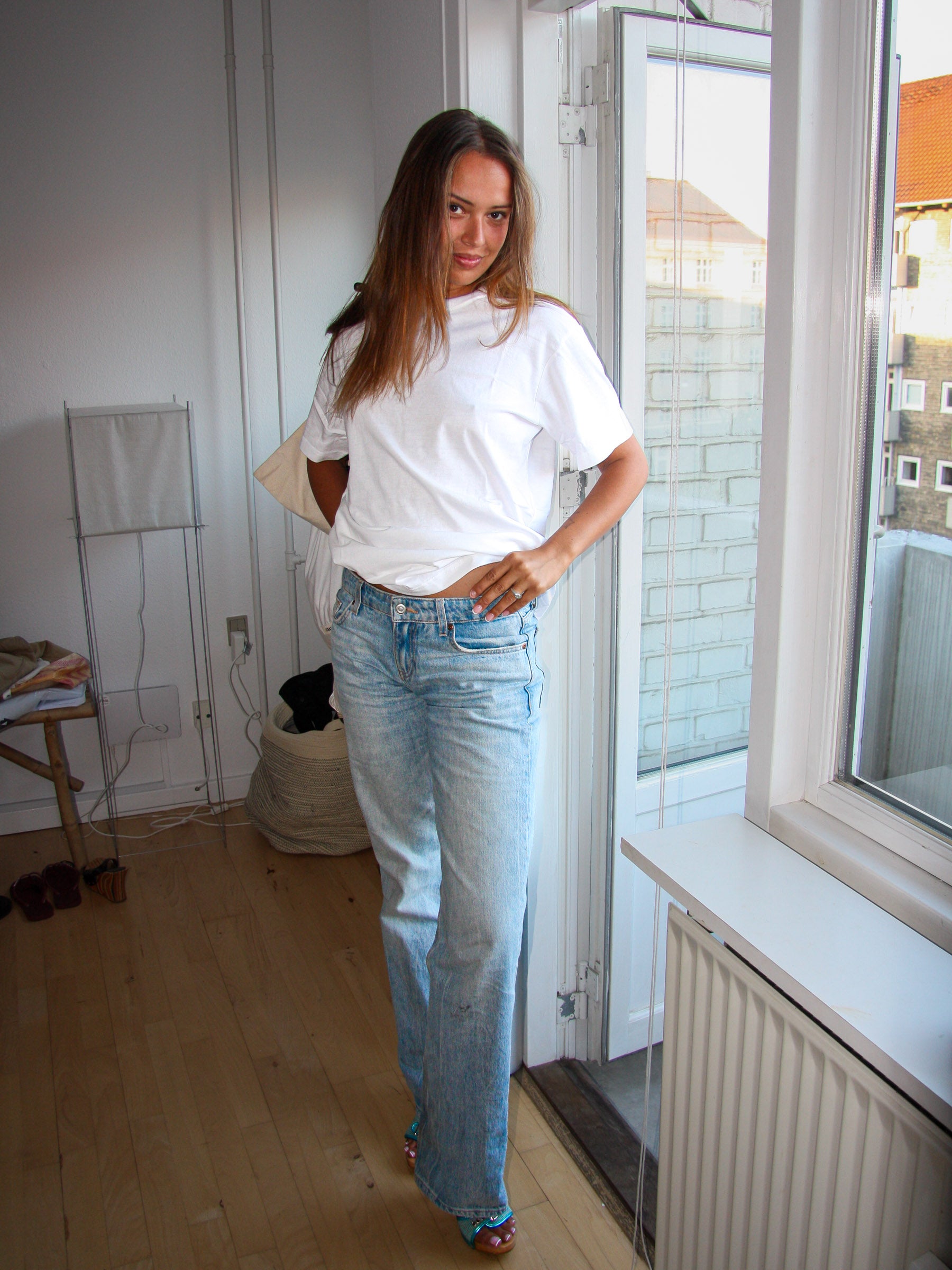 Nadia er 170 cm høj og bruger størrelse S. | hvid