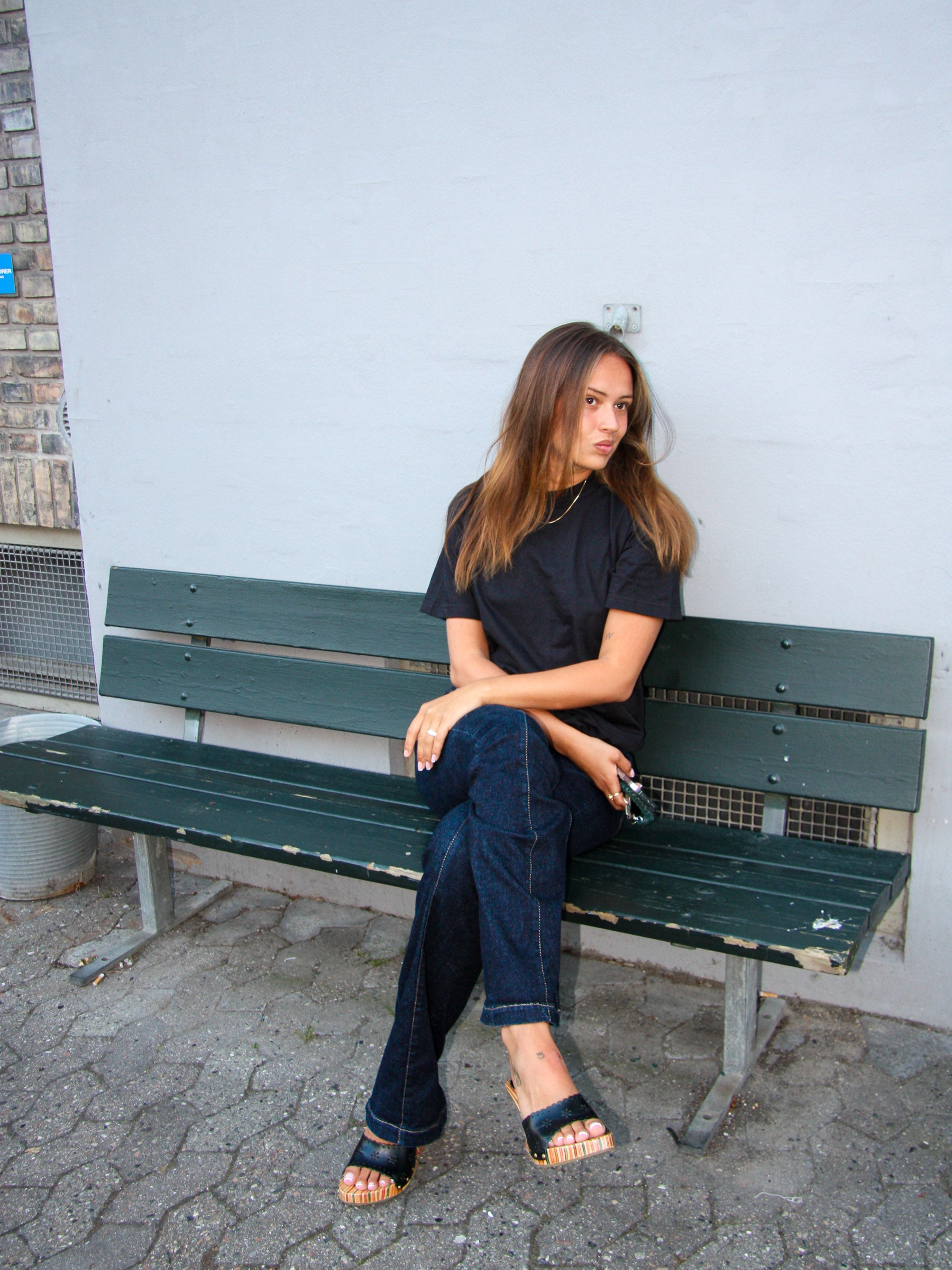 Nadia er 170 cm høj og bruger størrelse S. | sort