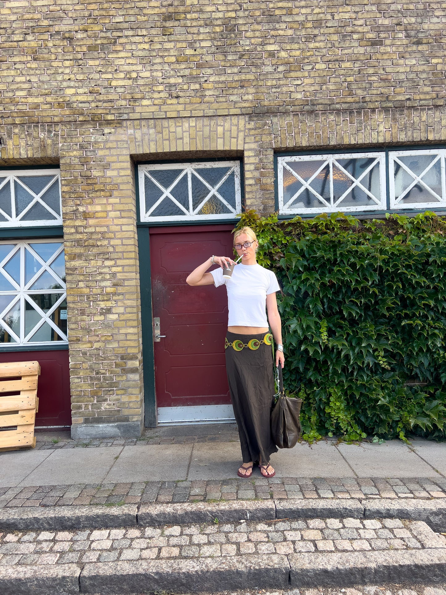 Sofia er 183 cm høj og bruger størrelse XS. | hvid