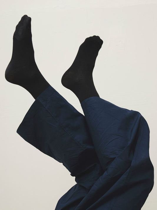 Dejlig tynd strømpe i sort! Kh Boom