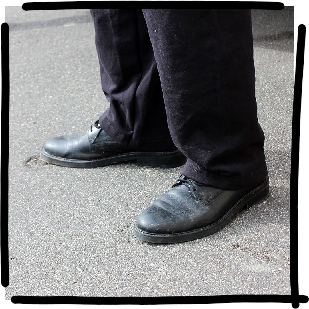 | uden sort