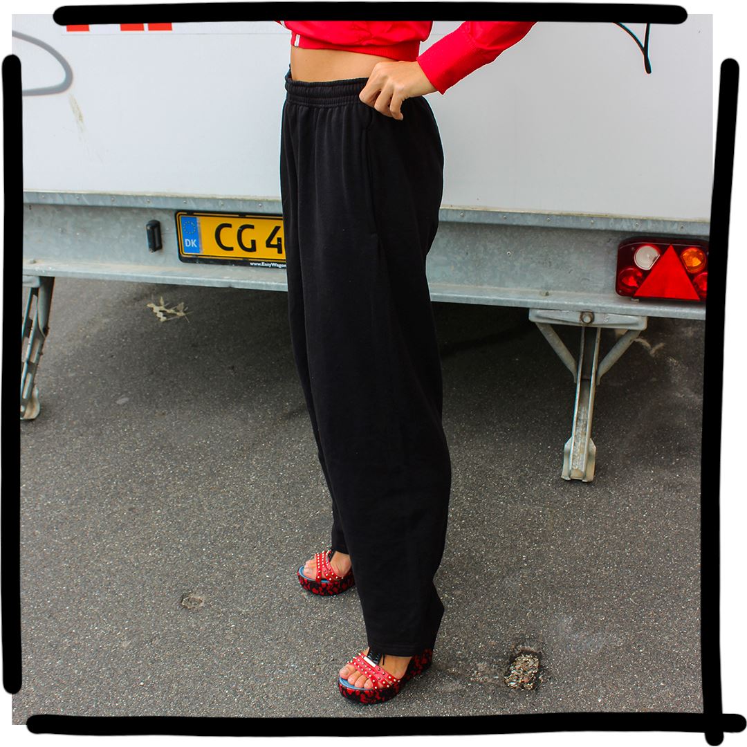 | uden sort