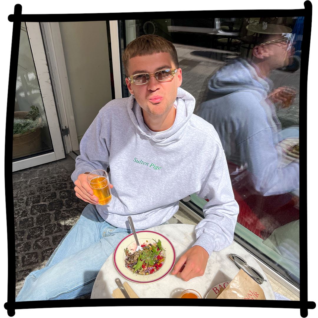 To Sultne Piger hoodie