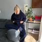Sofie er 172 cm høj og bruger størrelse M. | uden mørkeblå