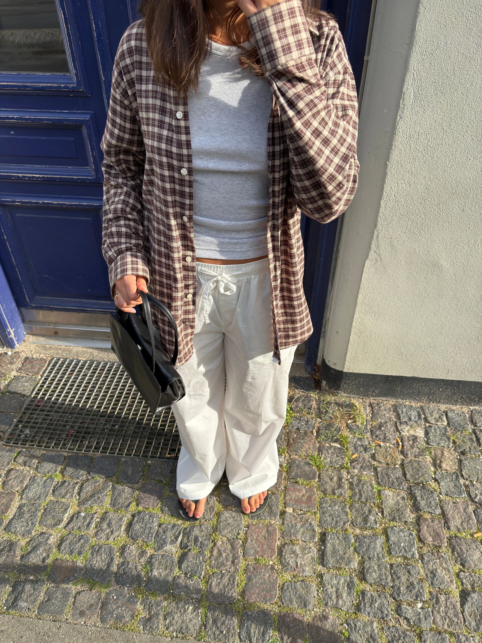Katja er 170 cm høj og bruger størrelse M. | hvid