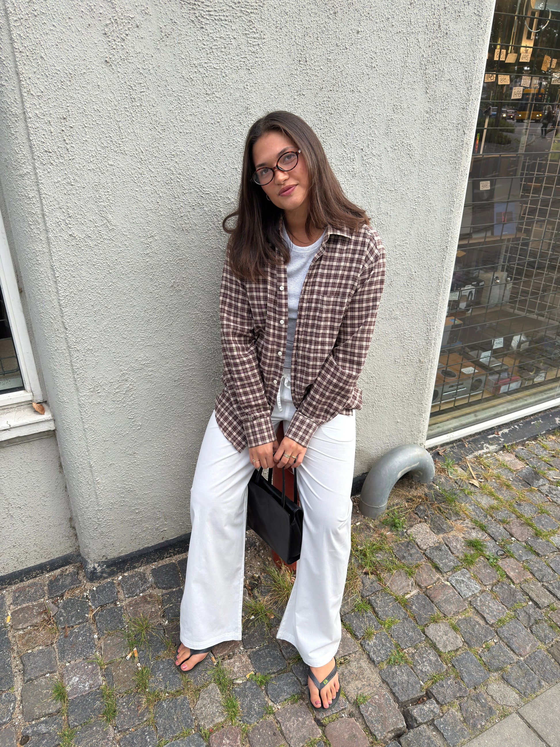 Katja er 170 cm høj og bruger størrelse M. | hvid