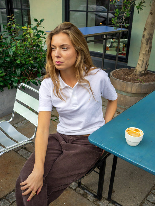 Wilma er 168 cm høj og bruger størrelse S. | hvid