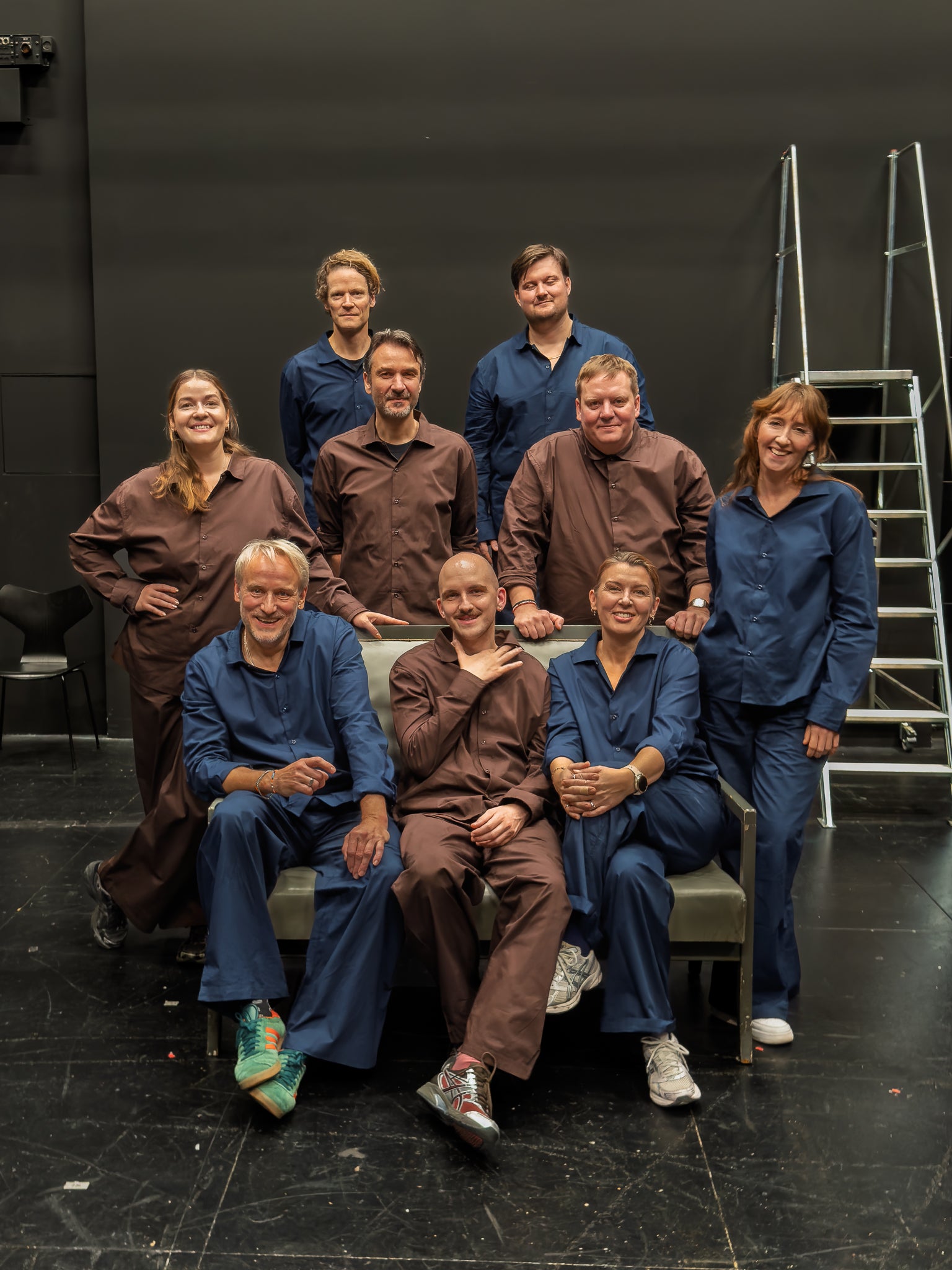 Søde skuespillere i pæne pyjamasbukser. Kh Boom | mørkeblå