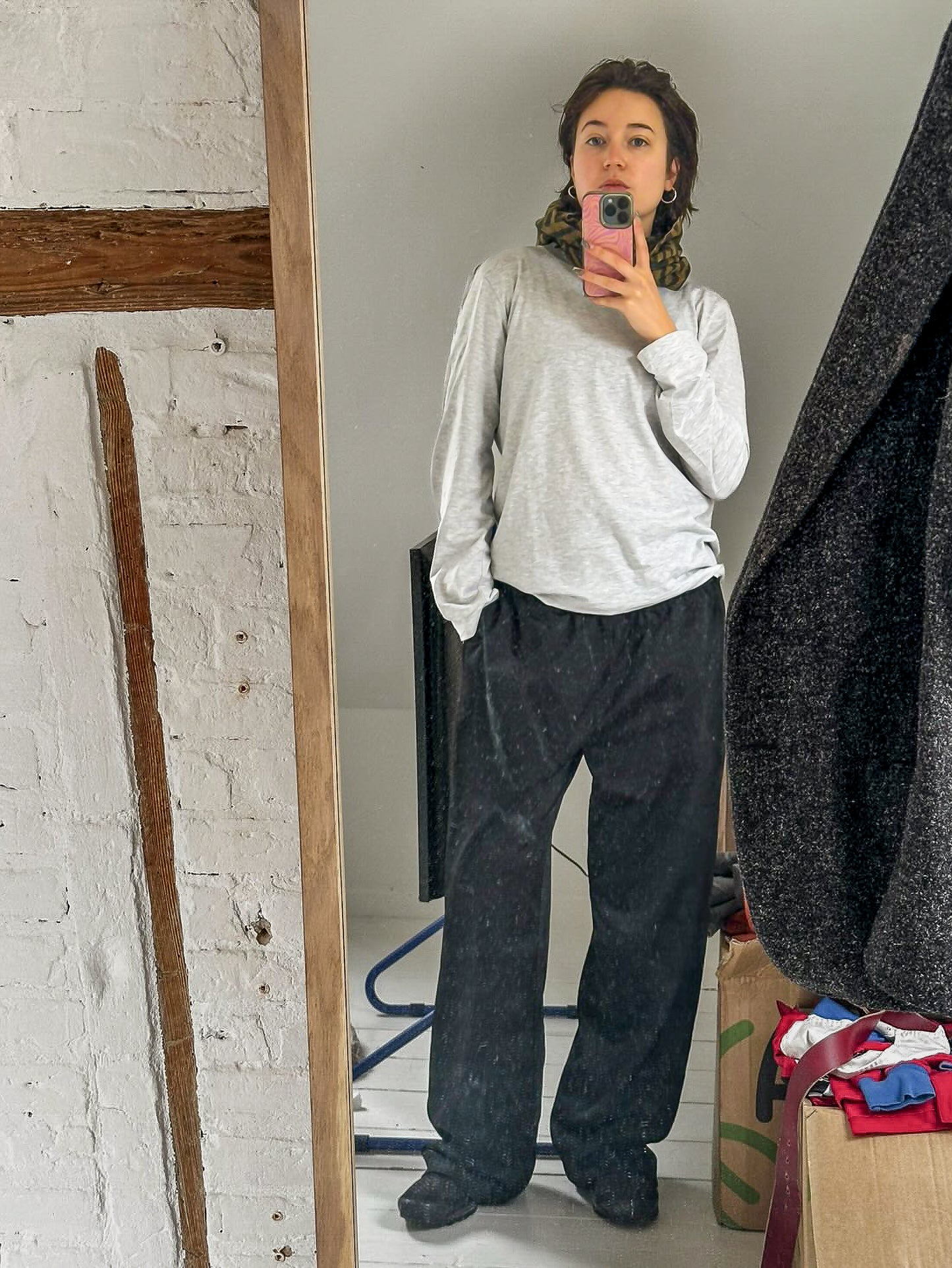 Vi spørger lige Fanny om højde og størrelse! Kh Boom | sort