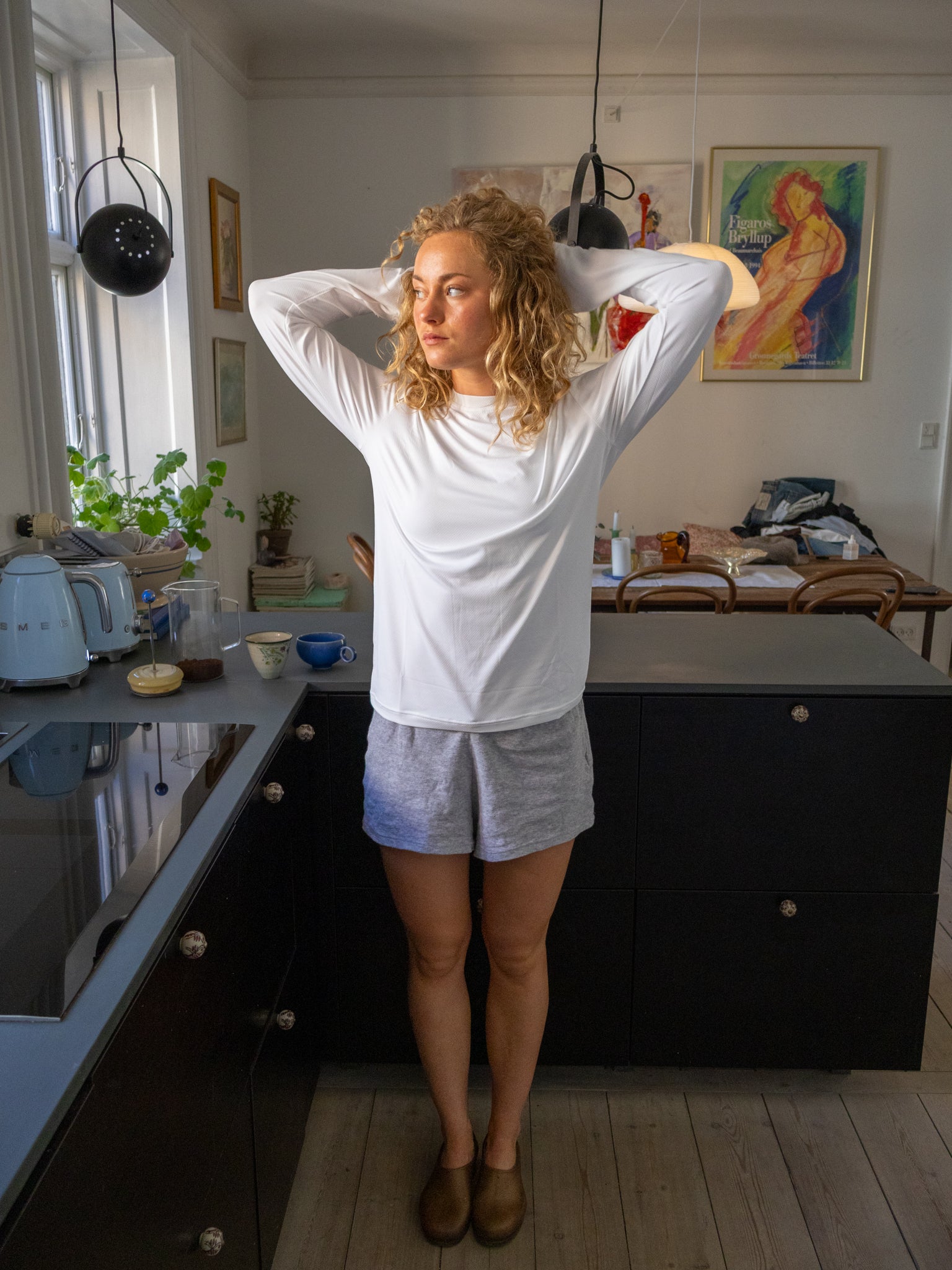 Cecilie er 168 cm høj og bruger størrelse S. | hvid