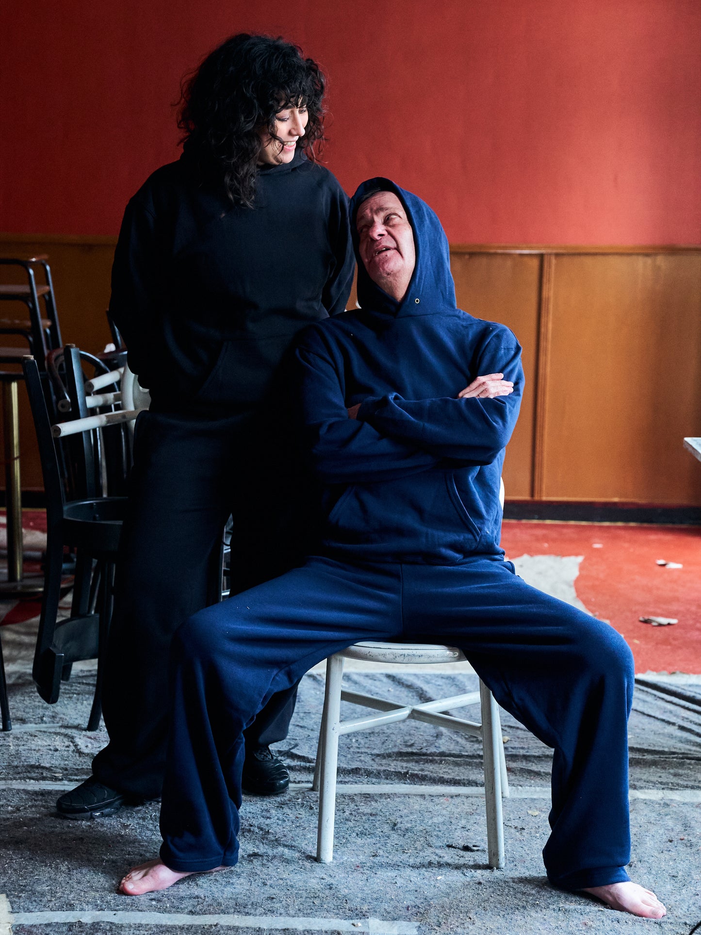 Mina er 165 cm høj og bruger størrelse M. | sort