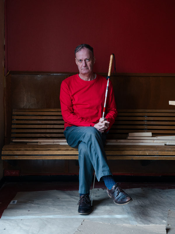 Knud er 183 cm høj og bruger størrelse L. | rød