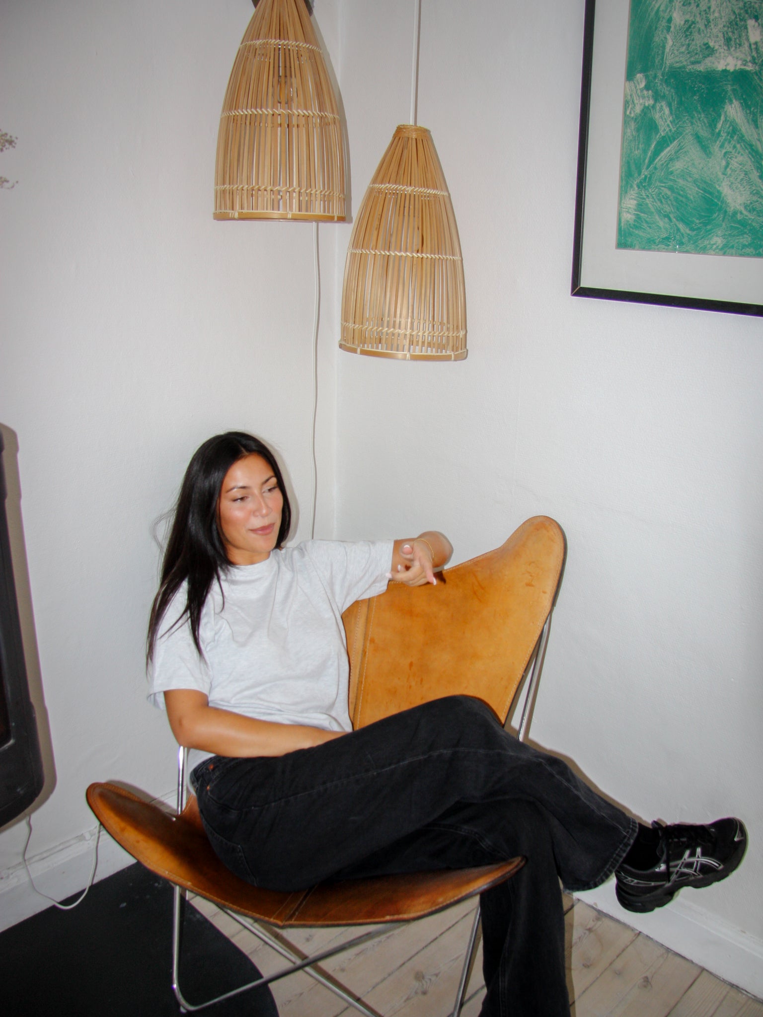 Nanna er 166 cm høj og bruger størrelse S. | grå