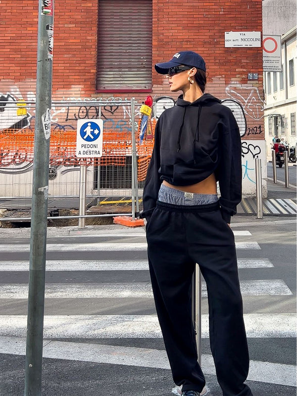 Sofi er 181 cm høj og bruger størrelse M. 