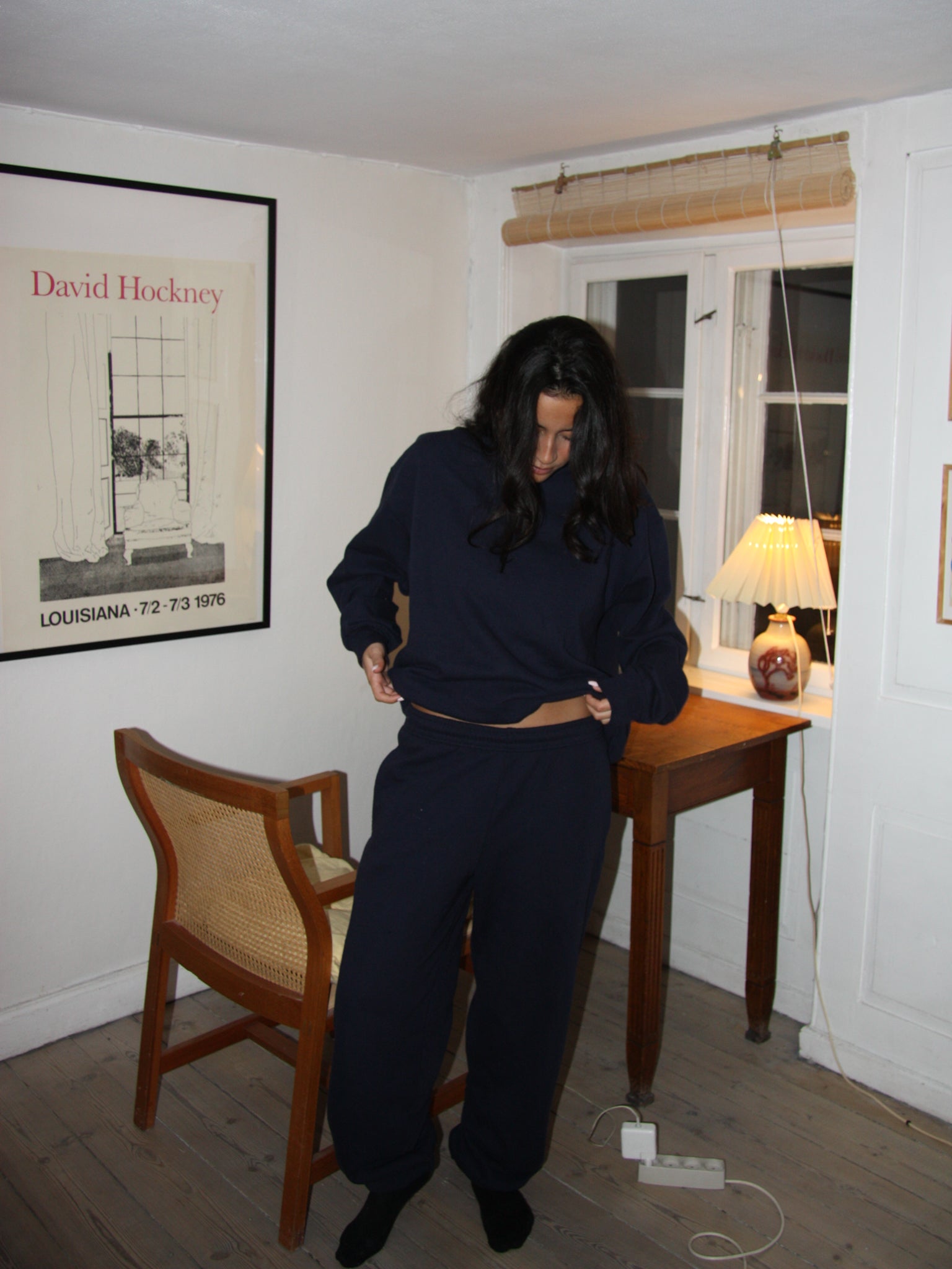 Nanna er 166 cm høj og bruger størrelse M.  | mørkeblå