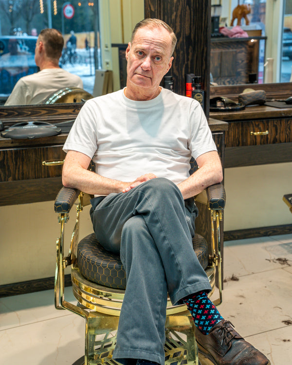 Knud er 183 cm høj og bruger størrelse 
L. | hvid