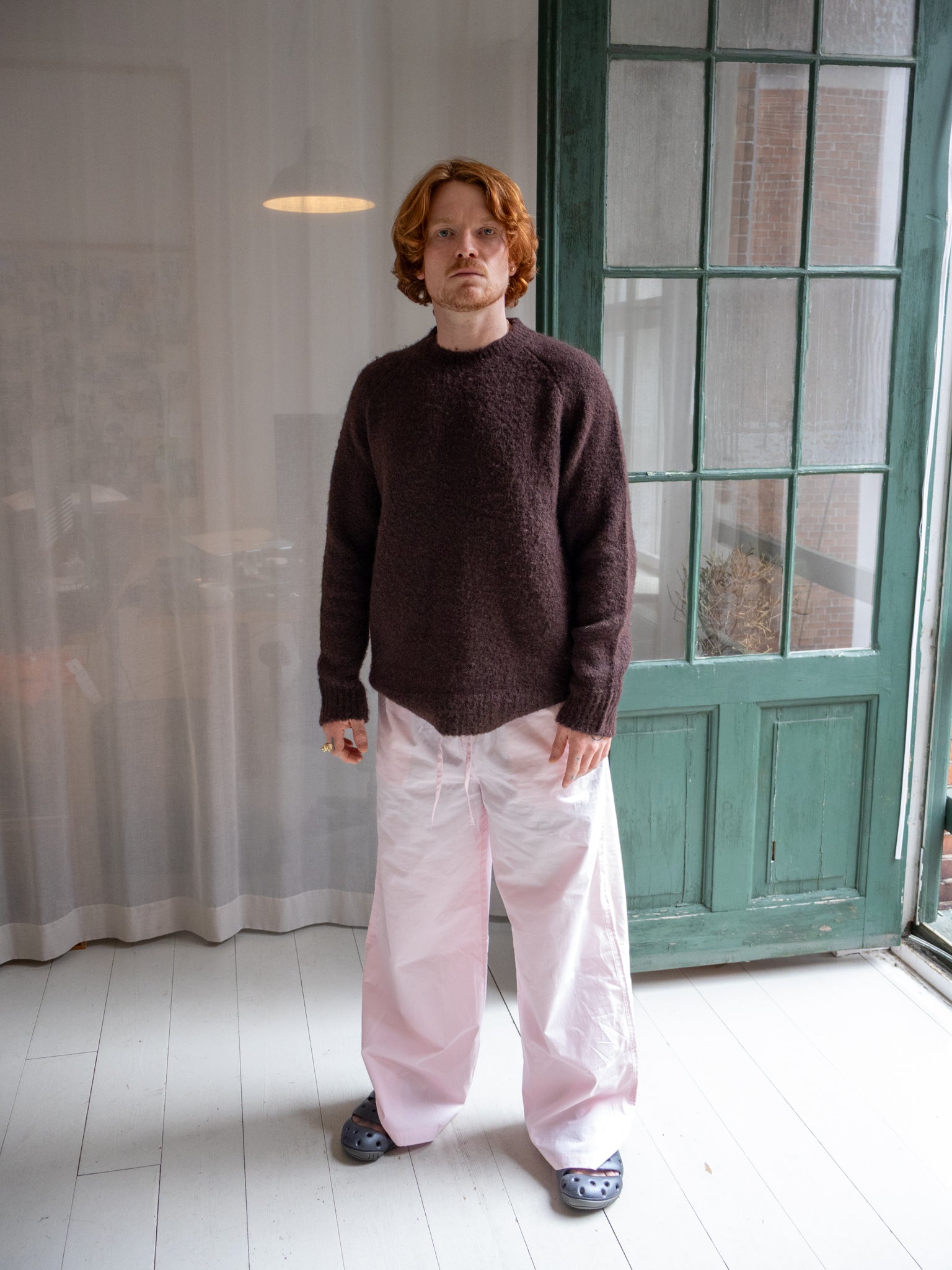 Karl er 185 cm høj og bruger størrelse XL. | lyserød