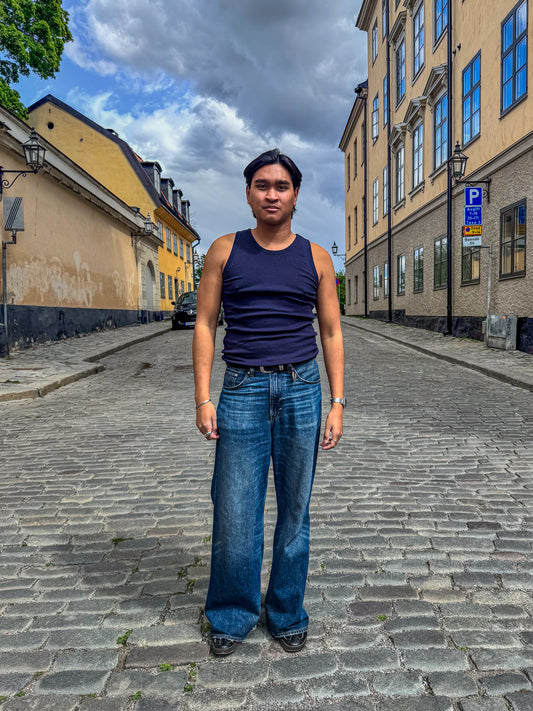 Kem er 180 cm høj og bruger størrelse L. | mørkeblå