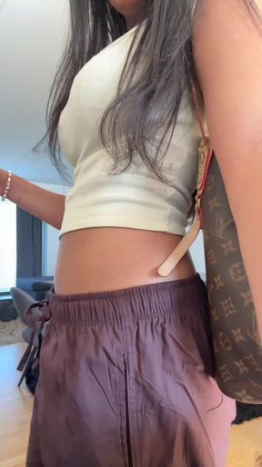 Outfitvideo af @aliyahsummers0